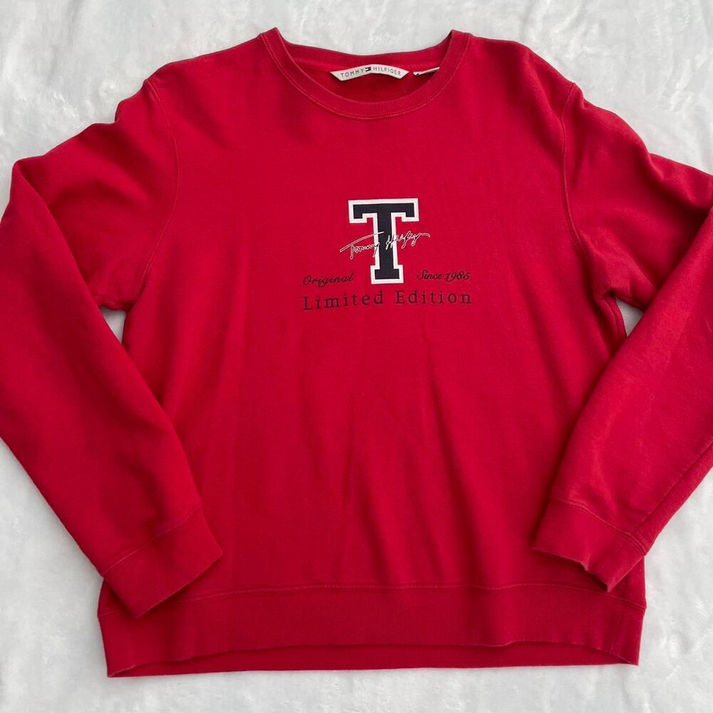 Tommy Hilfiger Vintage Crewneck Size Large Comfy Red 2000s Fall VTG